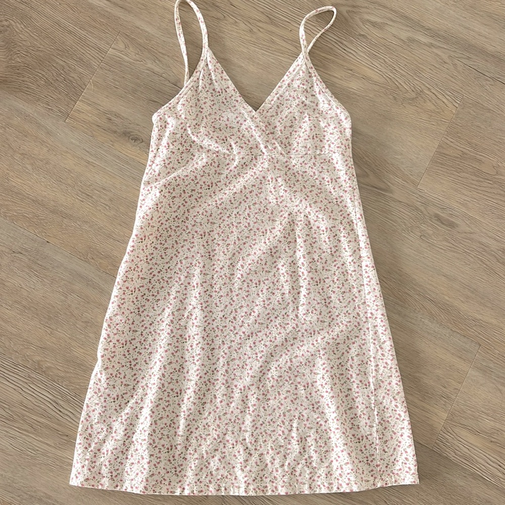 Brandy Melville Floral Dress